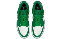 This “Pine Green” tone dresses up each and every overlay in its entirety, likely paying homage to the highs of the same touch though in a color blocking much more akin to a pair of Chicagos. Black swooshes swirl down against the untouched white base, matching the leather hits of the toe box and the walls of the midsole, though everything else save for the wings and Jumpman insignia dress in the more saturated hue. SKU: 553558-301 Release Date: 2 Mar 2020 Color: Pine Green/Black/White Jordan 1 Low Pine Green, Jordan Model, Jordan 11 Retro Low, Air Jordan 12 Retro, Jordan 13 Retro, Air Jordan 5 Retro, Jordan 12 Retro, Nike Air Jordans, Jordan 11 Retro