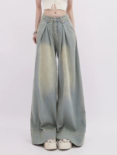 ❤Wide-osh light denim pants❤︎ Denim Palazzo Pants, Denim Palazzo, Wide Fit Pants, Light Pants, Trendy Denim, Wide Jeans, Pantalon Large, Wide Pants, Really Cute Outfits