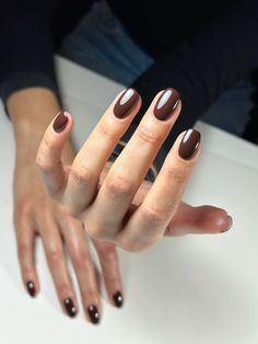 Chocolate coloured gel manicure over a BIAB base. Biab On Natural Nails, Chocolate Gel Nails, Winter Biab Nails, Nails Chocolate Brown, Brown Short Nails, Espresso Nails, Short Brown Nails, Chocolate Brown Nails, Clean Girl Vibes