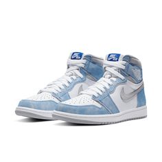 This Nike Air Jordan 1 Retro High OG "Hyper Royal" features in faded fashion across the high-quality suede panels, with Light Smoke Grey leathers gracing the collars and checks. Also, grey returns at the liner and outsole to complete the design. SKU: 555088-402 Release Date: April 17, 2021 Colorway: HYPER ROYAL/LIGHT SMOKE GREY/WHITE Jordan Vi, Air Jordan Vi, Jordan Wings, Dr Shoes, Jordan Model, Jordan 1 High Og, Wings Logo, Air Jordan 1 Retro High Og, Air Jordan 1 Retro High