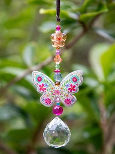 Butterfly Crystal Sun Catcher-view 1 Sun Catcher Butterfly, Garden Wands, Butterfly Man, When The Sun Hits, Jewelry Dresser, Butterfly Crystal, Boho Shower Curtain, Bead Projects, Glass Lamps