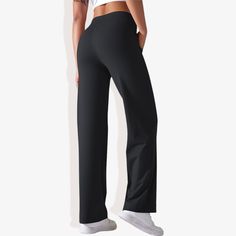 The Anna-Kaci Women's Wide Adjustable Waist Band Curved Pocket Detail Straight Leg Athletic Joggers are the perfect addition to your everyday wardrobe. These yoga pants feature a wide adjustable waistband for a customizable and secure fit, ensuring maximum comfort during any activity. The curved pocket detail adds both style and practicality, providing convenient storage for your essentials. The straight leg design offers a classic and versatile look, making these joggers suitable for various oc Athletic Joggers, Bottom Workout, Target Clothes, Sewing Party, Cotton Leggings, Adjustable Waistband, Leg Design, Joggers Womens, Fleece Joggers