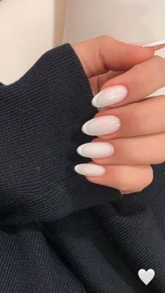 Minimal Round Nails, Milky White French Tip Nails Almond, Purple Nail Looks, Elegant Long Nails, Paznokcie Hello Kitty, Kutek Disney, Nail Looks, Nagel Tips, Purple Nail