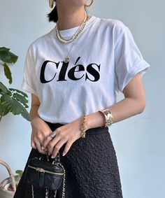 【WEB限定】ClesフロッキーロゴTEE | DOUDOU(ドゥドゥ)レディース | PAL CLOSET(パルクローゼット) - パルグループ公式ファッション通販サイト Cute Shirt Designs, Graphic Design Logo, Cute Shirts, Shirt Designs, Logo Design, Design