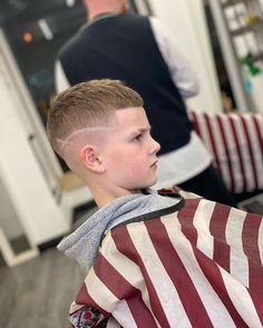 80+ Spectacular Cuts for KidsHere you will find the best cuts for kids, Types, Designs, Short hair, long hair, Curly, Smooth. FOLLOW ME ❤#highfade #highfades #boyshaircuts#boyshair#boyshairstyles #boyshaircut#tumblrhairstyles #boyshairstyle #haircutsforboys #haircutsboys#haircutforboys.#wavyhairvideos #videoshair #braidtutorial#hairtutorialvideo #hairvideotutorial#hairstyletutorial#hairofinstgram #braidinspo#hairdecoration #hairstylevideo #popularmenshair #newhaircuts #popularhaircuts Boys Cut, 2022 Hairstyles, Boys Hair, Kids Cuts, Boy Cuts, Popular Haircuts, Braid Tutorial, Mens Haircuts Short