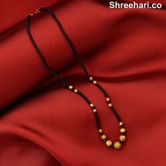 Black Mani Mangalsutra Design, Mangalsutra Design, Neck Pieces Jewelry, Black Beads Mangalsutra, Fancy Jewelry Necklace