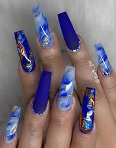 Sculptured Nails Design, Suit Strawberries, Marriage Nails, Baddie Nails Acrylic Blue, Unique Acrylic Nails Creative, Luxury Nail Designs, Blue Bling Nails, Quince Nails