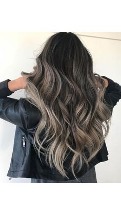 Mushroom Melt Hair, Balayage Ash Brown Blonde, Brown With Platinum Balayage, Dark Brown Hair Balayage Curtain Bangs, Shadow Root Black To Brown, Black To Ash Blonde Balayage, Ash Brown Hair Dark Roots, Frosted Brunette Hair, Baylage Hair Dark