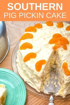 there is a cake with oranges on it and the words southern pig pickin'cake