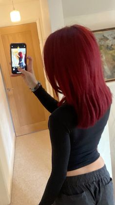 Colors That Go With Red Hair, Cherry Red Short Hair, Blue Tips Hair, Crimson Red Hair, Cool Hair Designs, Haircut Women