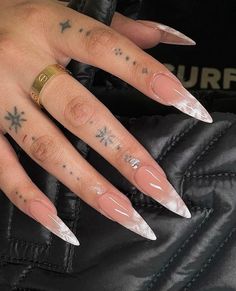 Jojo Nails, Trendy Nails Stiletto, Wife Nails, Stilleto Nails Designs, Long Almond Nails, White Acrylic Nails, Stiletto Nails Designs