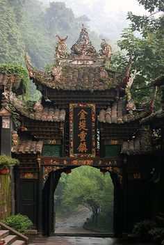 Bran Castle, Entry Gate, Chengdu China, Asian Architecture, Chinese Architecture, Beautiful Figure, Chengdu, China Travel