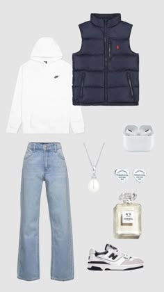 Stockholm Style Outfits, Outfits College, College Looks, Teen Outfits, Navy Outfit, Outfit Layout, Stockholm Style, Infinite Possibilities, Stockholm Fashion