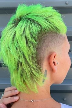 Pixie Mullet Undercut, Female Mullet, Short Hair Shaved Sides, Haircut Undercut, Edgy Pixie Haircuts, Hair Undercut, Haircut Curly