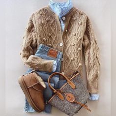 Shop tgykava's closet or find the perfect look from millions of stylists. Fast shipping and buyer protection. Bearpaw boots Super Shorty Chique Outfits, Mode Casual, Mode Inspo, Bearpaw Boots, 가을 패션, Winter Fashion Outfits, Fall Winter Outfits, Preppy Style, Look Fashion