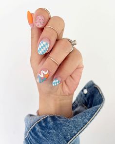 Perfect combo of checkered patch with swirls for summer spirit nailed with vibrant summer colors for a fun stylish summer nails inspo. Summer Manicures, Spirit Nails, Summer Gel Nails, Matte Nail Polish, Summer Manicure, Holographic Nail Polish