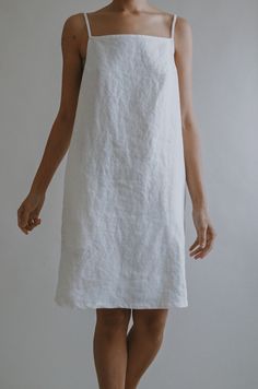 Linen Cover Up Beach, Minimal Sewing Pattern, Linen Dress Pattern, Fashion Ads, Linen Pattern, Mode Boho, Camisole Dress