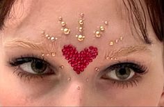 Star Face Stickers, Haloowin Makeup, Stage Eye Makeup, New Jeans Makeup, Funky Makeup, Make Up Inspo, Editorial Makeup, Pretty Makeup, Creative Makeup