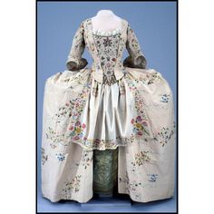 Gown, petticoat, & apron, ca 1745 England, Colonial Williamsburg 1740s Fashion, Colonial Costume, Diy Kostüm