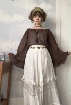 Ethereal Clothing Aesthetic, Flowy Casual Outfits, Ethereal Boho Aesthetic, Layered Boho Outfit, Kitchen Witch Outfit, Fem Outfit Ideas, Long Skirts Outfit Ideas, Modest Fairycore, Fairytale Outfits Casual