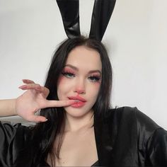 bunny halloween makeup idea Black Bunny Makeup Halloween Look, Black Bunny Halloween Makeup, Bunny Costume Women Makeup, Bunny Style Makeup, Playboy Bunny Halloween Makeup, Black Bunny Costume Makeup, Bunny Rabbit Makeup Halloween, White Bunny Makeup Halloween, White Rabbit Halloween Makeup