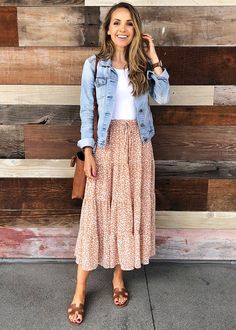 Rok Midi, Modest Outfit Ideas, Cute Modest Outfits, Mode Boho, Modest Clothing, Skirt Midi, Teacher Outfits, Maxi Skirts