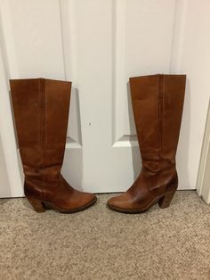 This nice vintage Frye chestnut distressed patina tall boho wood stacked heel boots size 5.5 size 6.5. As you can see from the pictures of the heels/ shows wear on back tip of heel. Will need a heel guard at some point in time. Pls look at the coloring of the boots distressed and broken in patina leather/the size marked inside is 6.5 inside. But vintage shoes depending on the designer can tend to run smaller. So pls compare to the measurements I give you. Ok vintage cond. Stacked Heel Boots, Velvet Cream, Tan Boots, Maxi Dress Prom, Small Photos, Heel Boots, Vintage Shoes, Stacked Heel, Boot Shoes Women