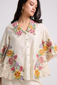 Eid 2024, Floral Cutwork, Prints Inspiration, Floral Embroidered Shirt, Fashion Illustration Collage, Fancy Shirt, Stitching Ideas, Statement Blouse