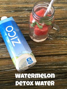 Watermelon Detox Water, Watermelon And Mint, Detox Water Recipe, Cucumber Detox Water, Coconut Water Benefits, Diy Detox, Homemade Detox, Cucumber Water, Detox Water Recipes