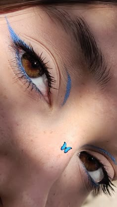 Maquillage On Fleek, Blue Eyeliner, Ethereal Makeup, Pinterest Makeup, Makijaż Smokey Eye, Dope Makeup, Edgy Makeup, Makeup Eye Looks, Makeup Makeover