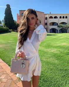 Nika Mariana, Boss Lady Outfit, Looks Pinterest, Rich Girl Lifestyle, 가을 패션, Looks Vintage, Lady Dior, Spring Summer Outfits, Elegant Outfit