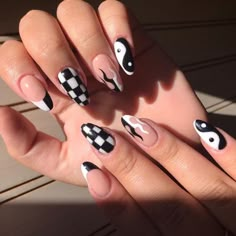 French Acrylics, Black And White Nails, Magic Nails, Nagel Tips, Cute Gel Nails, Acrylic Nails Coffin Short, Pink Acrylic Nails, Fire Nails, Beauty Nail