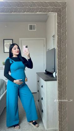 Outfits For Pregnant Women Summer, Work Outfit Pregnant, Maternity Outfits Summer, Cute Pregnancy Photos, Summer Pregnancy Outfits, Outfits Juvenil, Maternity Photography Poses Couple, Maternity Clothes Summer, Trendy Maternity Outfits