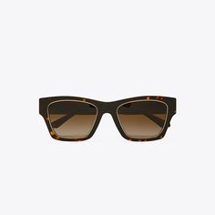 These frames are designed in a flattering rectangular shape. The temples are detailed with a graphic T hardware. Luxury Designer Tortoiseshell Sunglasses, Luxury Rectangular Tortoiseshell Sunglasses, Tory Burch Square Sunglasses, Luxury Tortoiseshell Glass Sunglasses, Designer Brown Tinted Sunglasses, Tory Burch Sunglasses, Sunglasses Women Designer, Designer Sunglasses, Eyewear Sunglasses