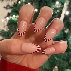 French Manicure With A Twist, Nails Medium Almond, Christmas Hand Painted, Cane Tips, Almond Shaped Nails, Snow Effect, Press On Nails Medium