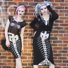 iron fist clothing Mermaid Goth, Music Patches, Goth Kids, Burlesque Costumes, Pastel Goth Fashion, Punk Clothing, Halloween Photoshoot