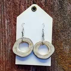 Beautiful Deer Antler Earrings With Silver Chain Accents Handmade Lightweight Deer Antler Earrings, Deer Horn Ring, Deer Horn Jewelry, Magical Fruit, Wood Watercolor, Deer Antler Crafts, Deer Antler Jewelry, Antler Earrings, Antler Crafts