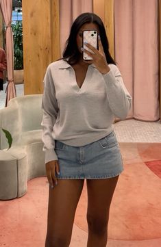 Soft Girl Black Women Outfits, Soft Black Woman Aesthetic, Uni Outfits Black Women, Soft Feminine Outfits Classy Casual, Clean Girl Outfits Black Women, Uni Outfit Ideas Summer, Casual Uni Outfits, Neat Casual Outfits, Clueless Outfits