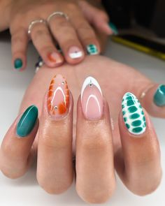 Trendy Green Nails, Football Nails, Emerald Nails, Green Acrylic Nails, Green Nail Art, Nagel Tips, Goth Nails, Green Nail, Summery Nails