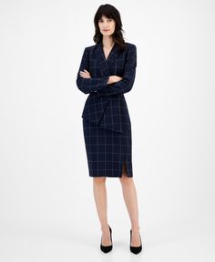 in stock Womens Suit Skirt, Formal Business Attire Women, Women's Business Suits, Interview Clothes, Versace Gifts, Formal Business Attire, Womens Suit, Business Attire Women, Womens Suits Business