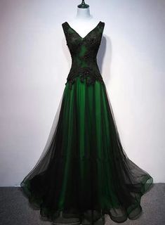 Chaming Black and Green Tulle V-neckline Long Party Dress, V-neckline – formalgowns Long Party Gowns, Prom Dress Pictures, Green Wedding Dresses, Long Party Dress, Tulle Party Dress, Green Tulle, Senior Prom Dresses, Beaded Tulle, Lace Formal Dress