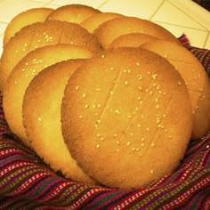 a bunch of cookies sitting on top of a table