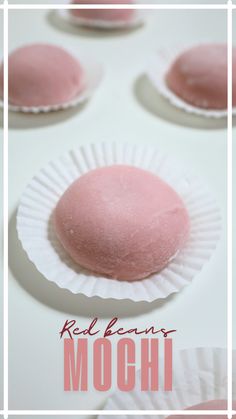 red bean mochi, classic mochi Red Bean Mochi, Japanese Treats, Red Bean Paste, Asian Kitchen, Red Bean, Dessert Lover, Bean Paste, Red Beans