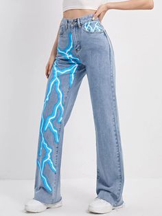 Custom Jeans Diy, Denim Diy Clothes, Diy Jeans, Diy Clothes And Shoes, Diy Clothes Design, Custom Jeans, Print Jeans