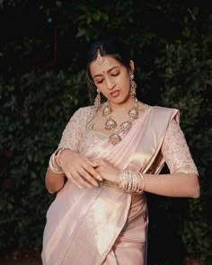 Silver Saree, Niharika Konidela, Gold Saree Blouse, Red Saree Wedding, Gold Saree, Candle Photography, Couple Wedding Dress, Gallery Pictures, Maggam Works