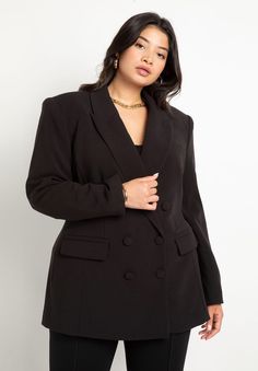 Black Suit Plus Size Women, Gypsycore Fashion, 90s Chola, 90s Chola Fashion, New York Winter Fashion, Office Fits, Woman Suit, New York Winter, Plus Size Blazer