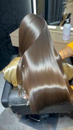 Korean Glass Hair, How To Get Hair Shiny, Glass Hair Aesthetic, How To Get Shiny Hair, Hair Glow Up, Glow Up Hair, Pelo Aesthetic, Hair Care Aesthetic, Cabello Aesthetic