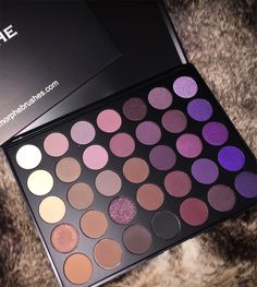 Eye Shadow Palate, Cute Eyeshadow Pallets, Eye Shadow Palette Aesthetics, Kylie Eyeshadow Palette, Black Eyeshadow Pallete, Makeup Order