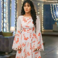 Shivangi Joshi Outfits In Yrkkh Kurti, Naira Kurtis Design, Street Kurti, Naira Dresses In Yrkkh Kurti, Men Celebrity Style, Yrkkh Outfits Naira, Nayra Dresses Design, Naira Dresses In Yrkkh, Naira Dresses