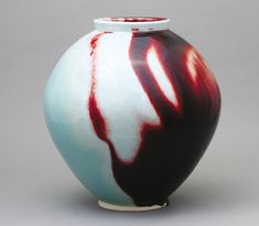 Red Ceramic Vase, Glazed Ceramics, Moon Jar, Keramik Design, Ceramics Projects, Arte Inspo, Japan Art